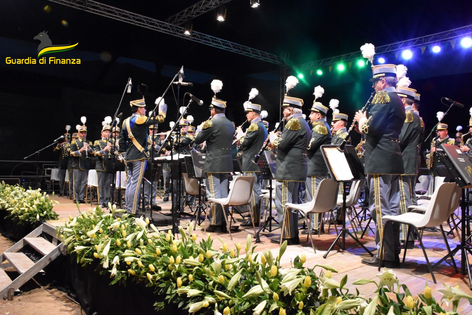 Gran Successo Per Il Concerto Della Banda Musicale Della Guardia Di