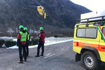 Bergamo, speleologa infortunata intrappolata in grotta Bueno Fonteno: soccorsi in azione