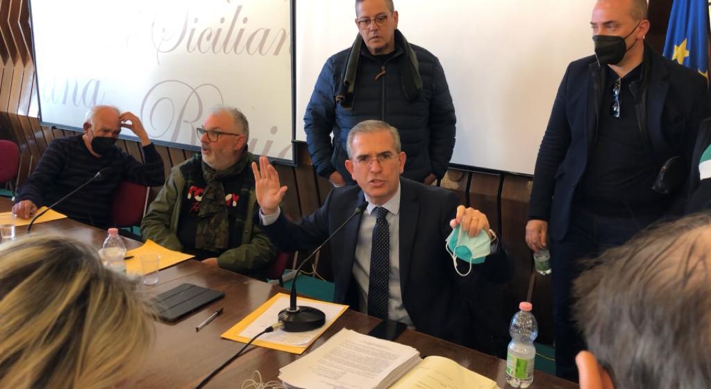 Protesta autotrasportatori, Falcone: “Urgente soluzione dal Governo nazionale, Regione conferma aiuti e sostiene istanze”