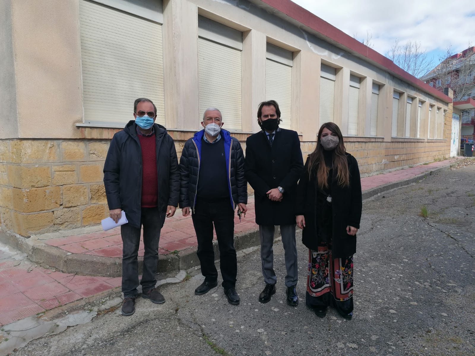 San Cataldo, Comparato e Guttilla: “Al via la ristrutturazione della scuola Lambruschini, consegnate le chiavi alla ditta che eseguirà i lavori”