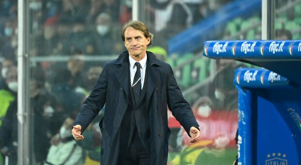 Mancini, “troppi stranieri nel calcio italiano”. Nelle tre squadre ai quarti Champions solo 6-7 italiani titolari