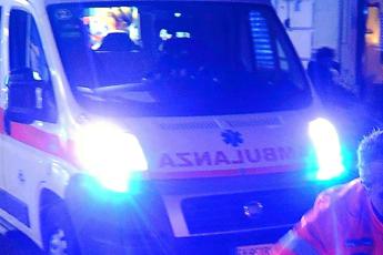 Milano, ubriaco investe e trascina con auto ragazza: gravissima 24enne