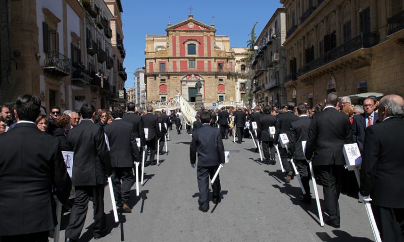 Caltanissetta, Settimana Santa. Vescovo Russotto: “le processioni riprenderanno se il Governo revocherà lo stato di emergenza”