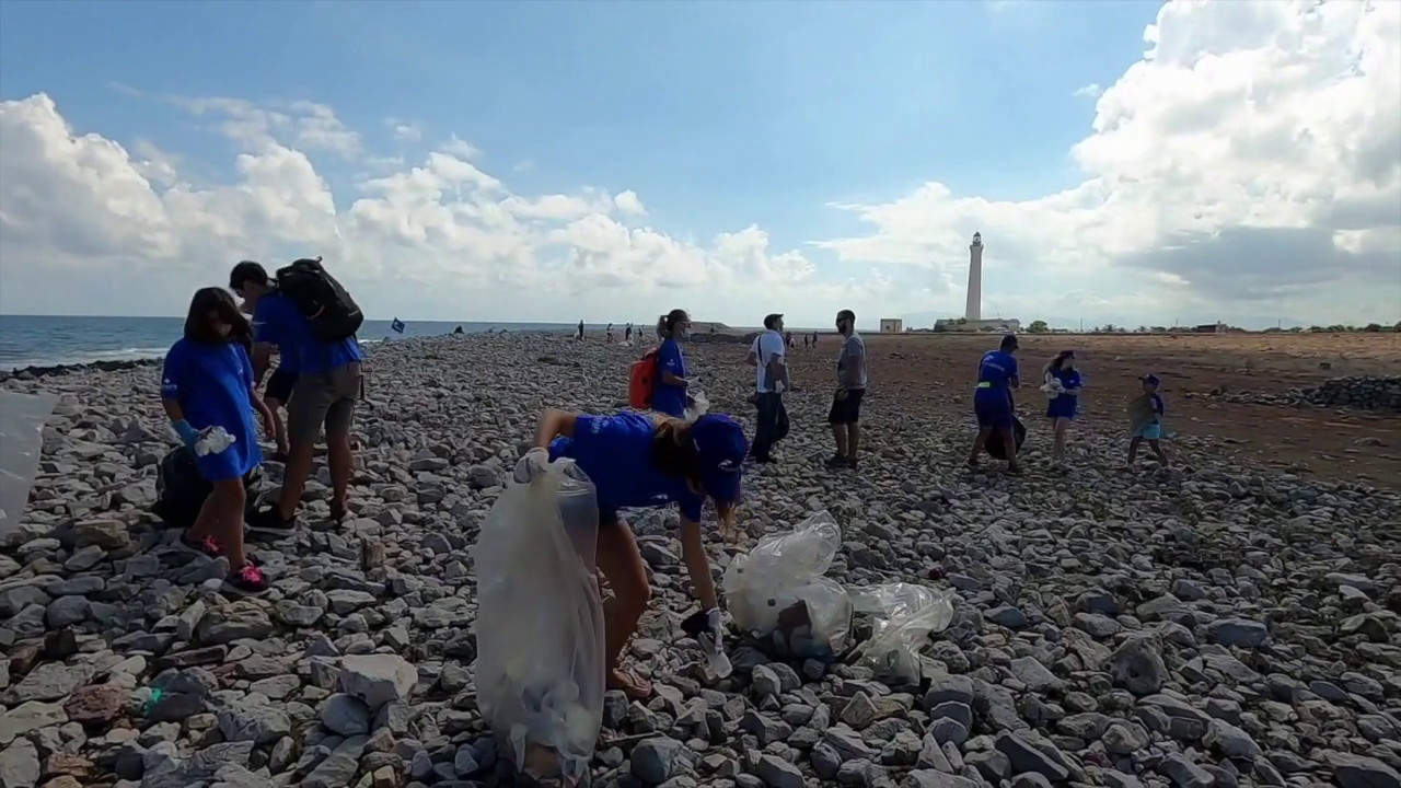 Adotta una spiaggia, al via la campagna di Marevivo