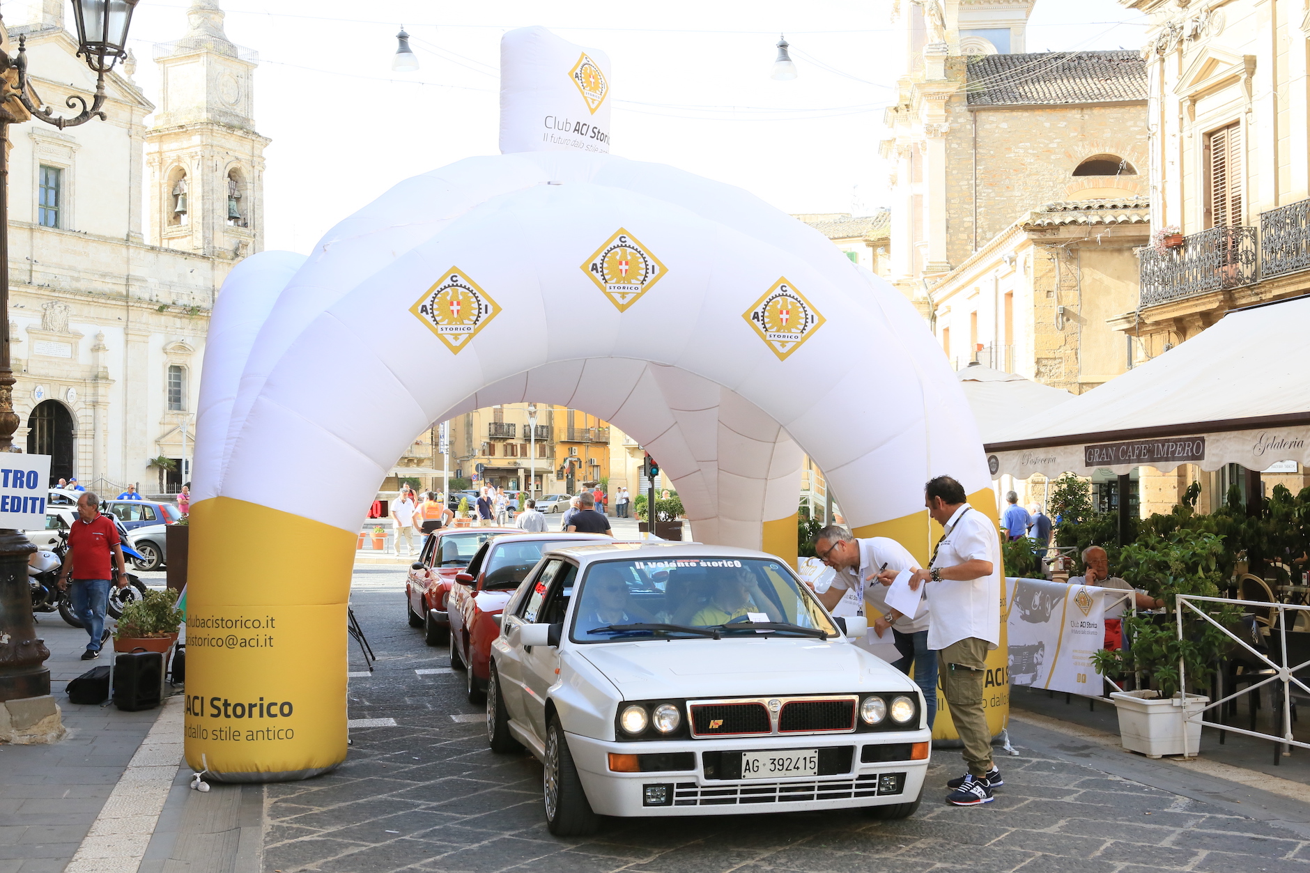 Automobilismo. Successo di partecipazione per i “100 anni di Rombi Nisseni”