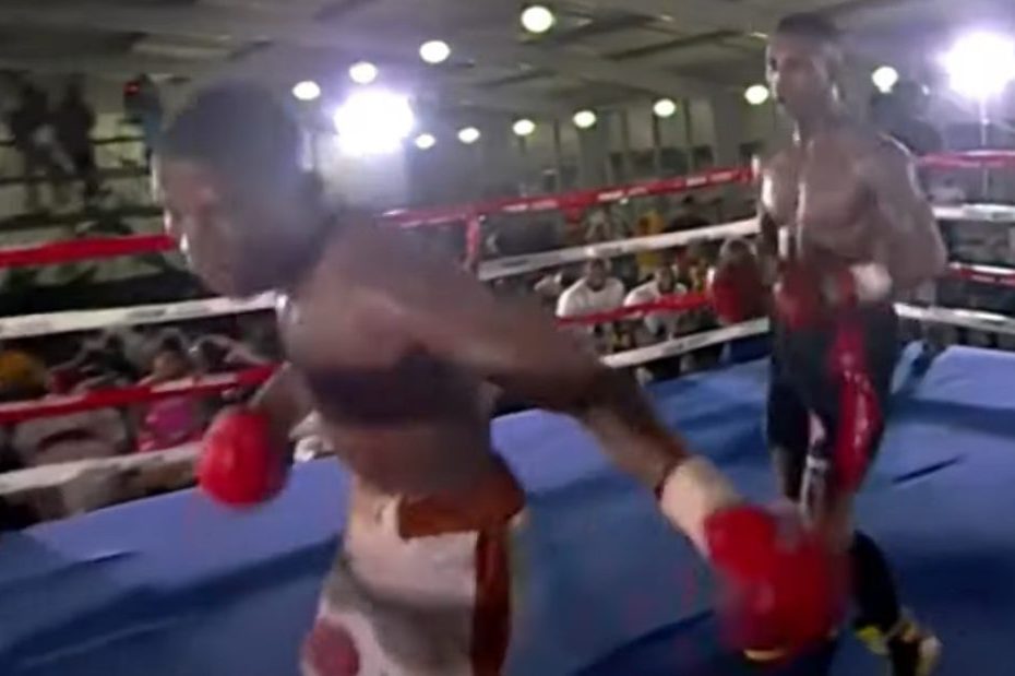 Boxe. In Sudafrica pugile frastornato combatte contro avversario inesistente. Incontro sospeso