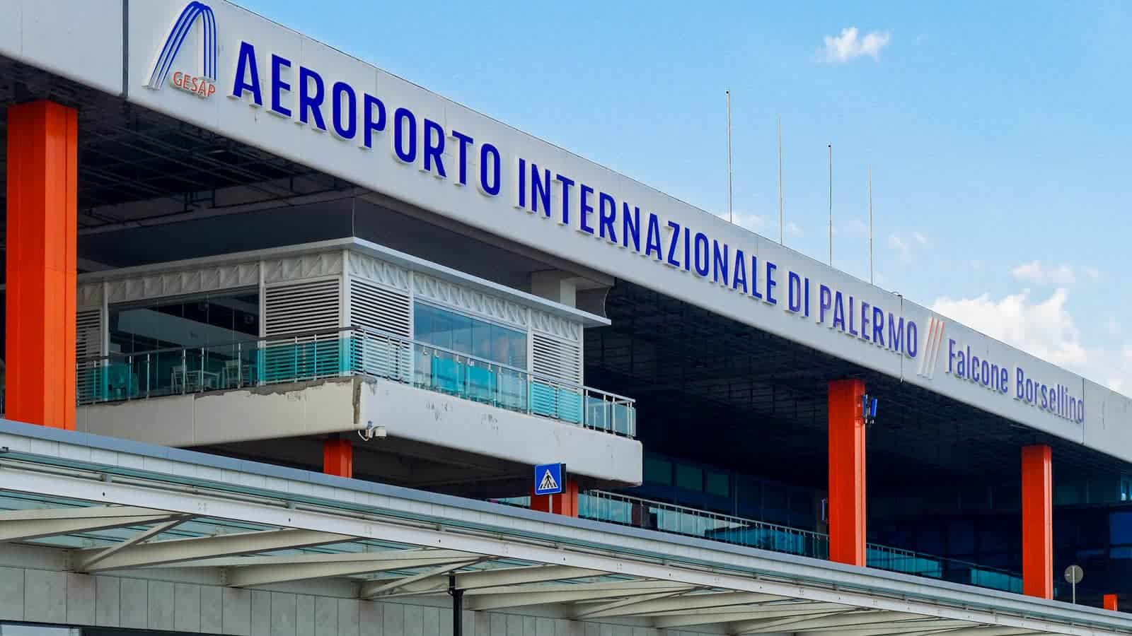 Aeroporto Palermo, record a luglio: 800mila passeggeri. Cresce del 3,71% il numero dei voli nei primi sette mesi dell’anno