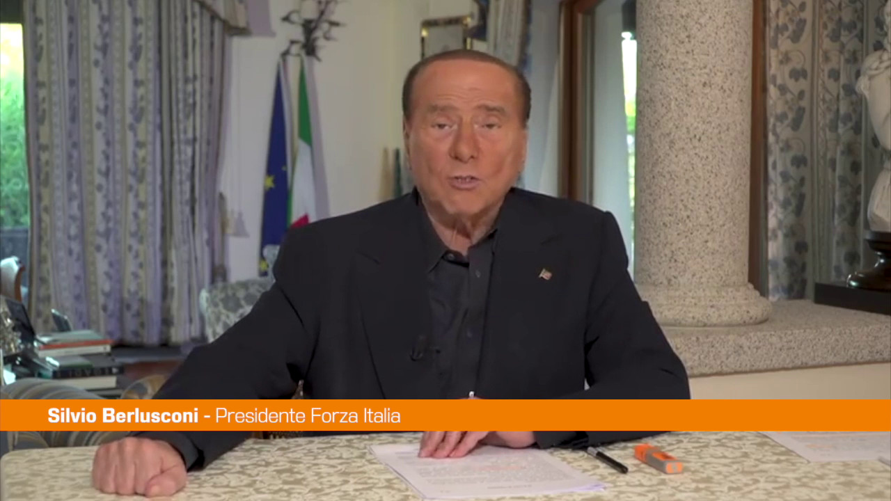 Silvio Berlusconi: “Il ponte sullo Stretto è un’opera indispensabile”