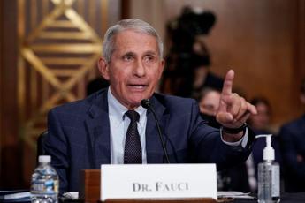 Il virologo Anthony Fauci: “Ancora penso che qualcuno possa uccidermi”