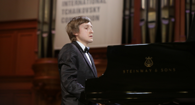 Caltanissetta. Al Pietrarossa Bellini Academy and Music Festival domenica 25 settembre il pianista Dmitri Masleev in concerto con il tenore Rosario La Spina e la mezzosoprano Milijana Nikolic