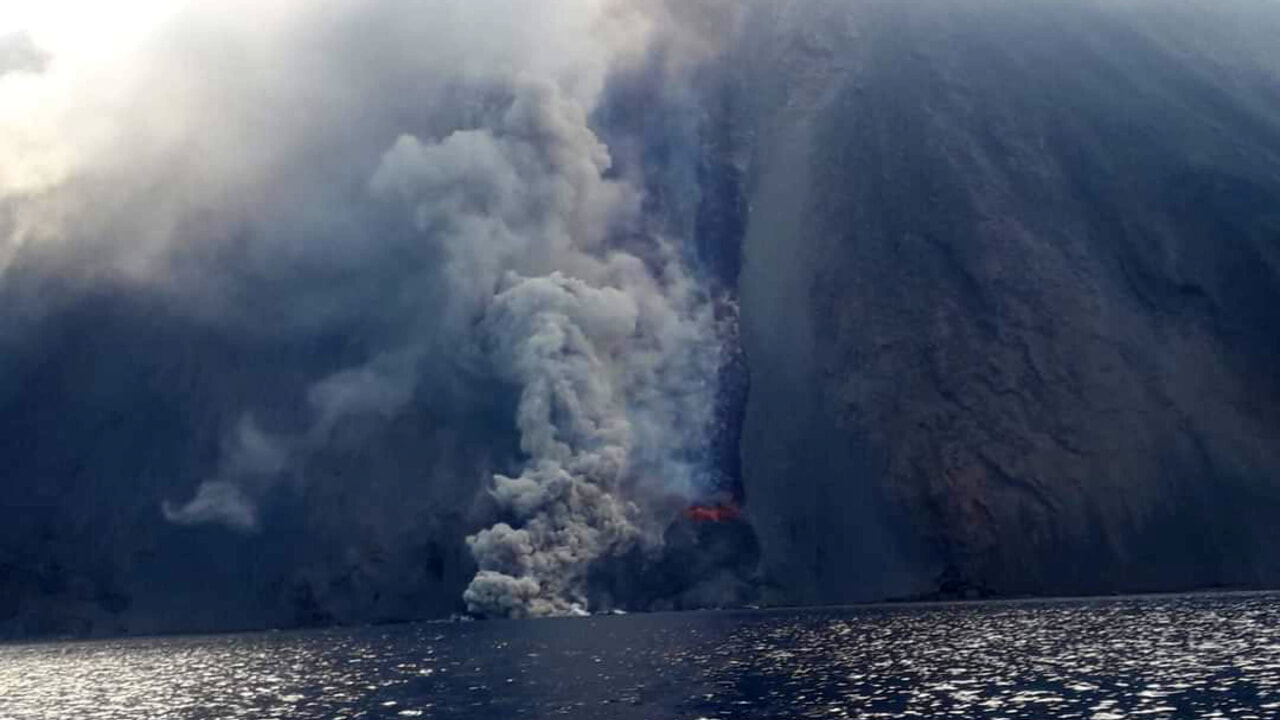 Nell’Isola di Vulcano Dipartimento della Protezione Civile dispone  passaggio del livello di allerta da giallo ad arancione