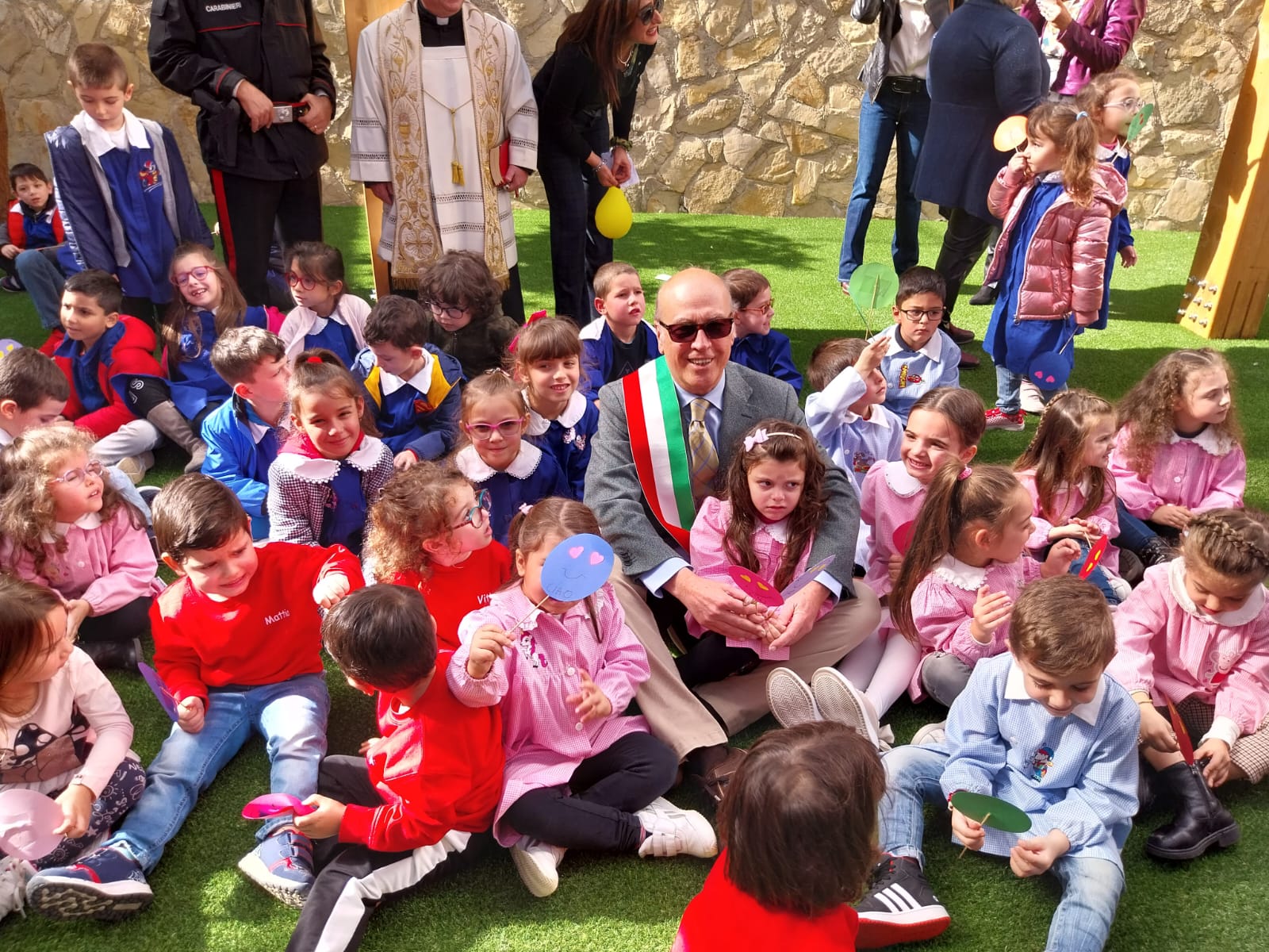 Vallelunga, inaugurata scuola dell’Infanzia.Aula psicomotricità dedicata all’insegnante Rosaria Surdi