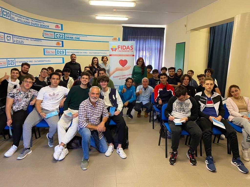 Caltanissetta, FIDAS nelle scuole: cresce la famiglia grazie ai giovani donatori