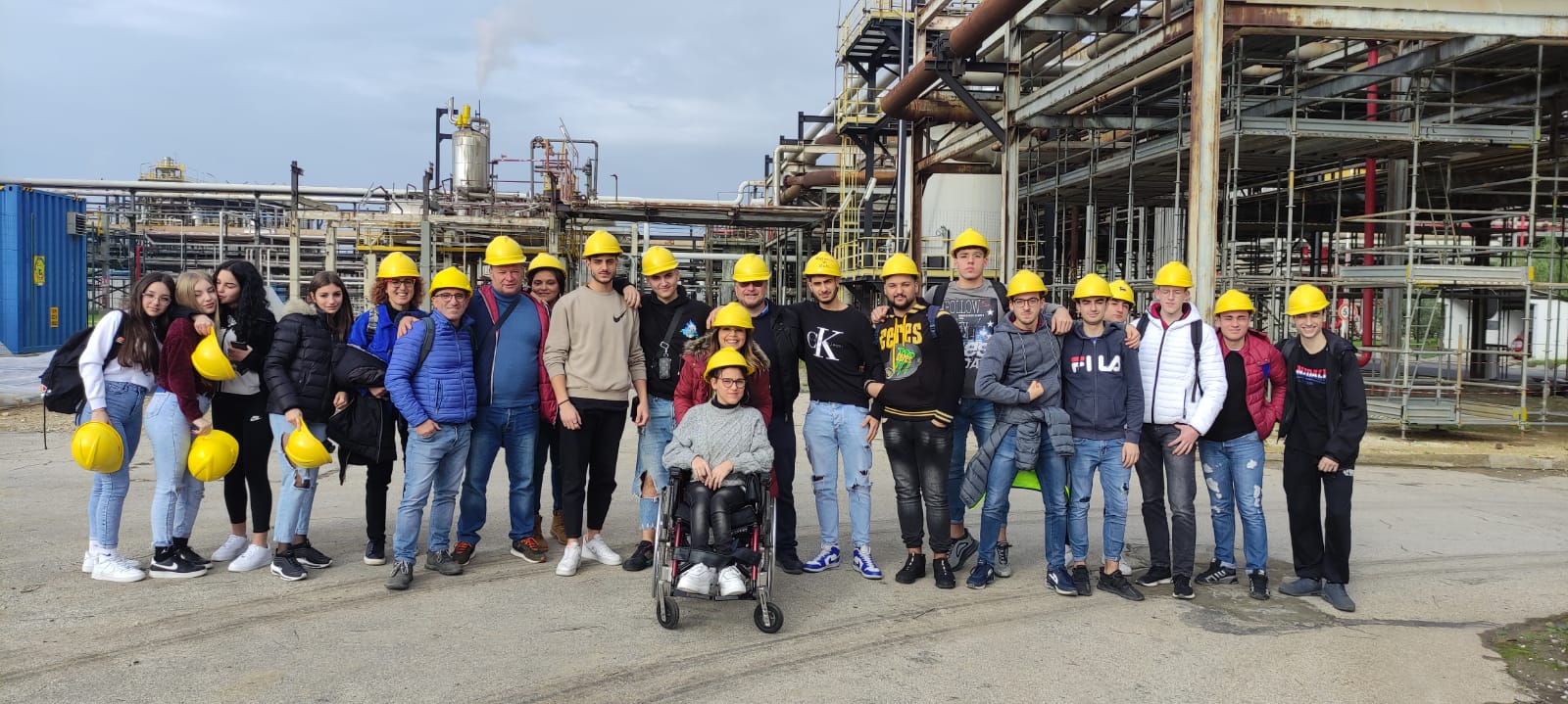 Mussomeli: Alternanza scuola -lavoro studenti “Hodierna” : Visita Siberg Coca Cola Catania ed Eni Gela