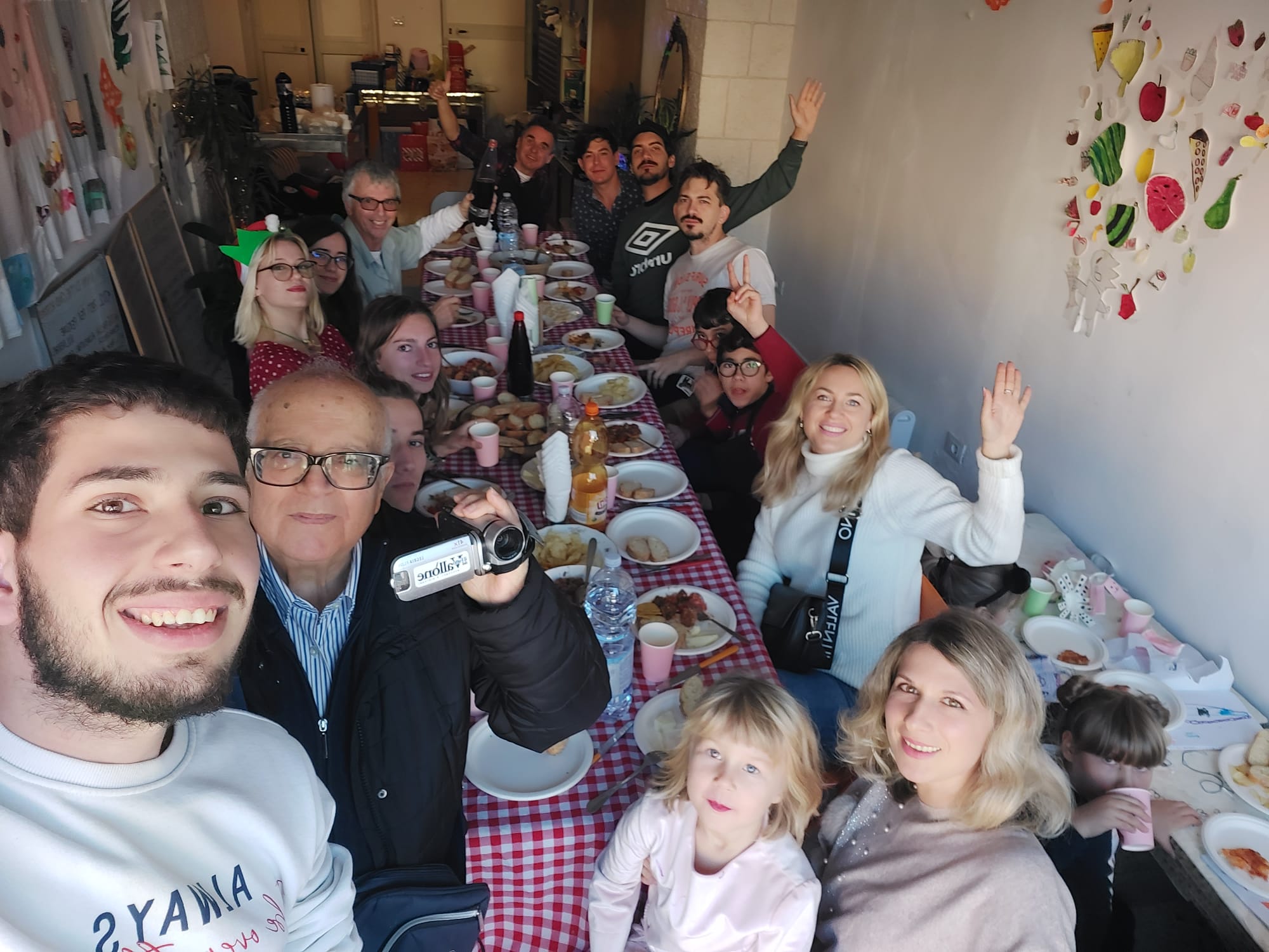 Natale a Mussomeli fra “Veglie” parrocchiali, cucina solidale e letterine a Babbo Natale. Un denominatore comune: Pace e solidarietà