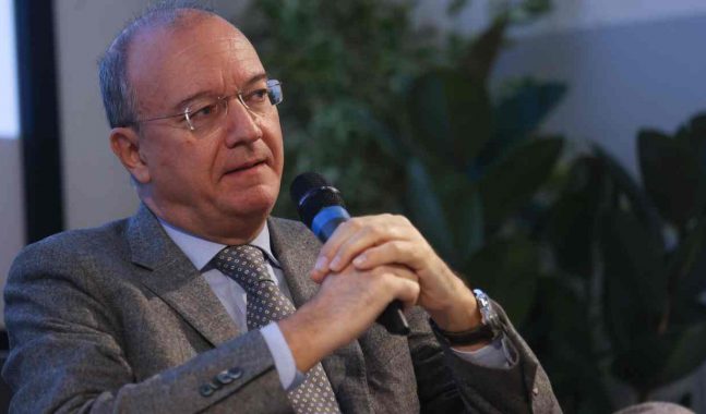 Alternanza scuola – lavoro. Ministro Valditara: “più tutele e formazione per i ragazzi”