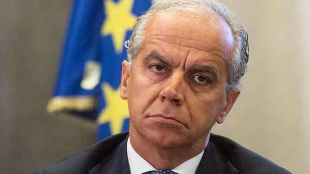 Migranti. Il ministro dell’Interno Piantedosi ad Agrigento: “Sicilia e Calabria non siano campo profughi d’Europa”