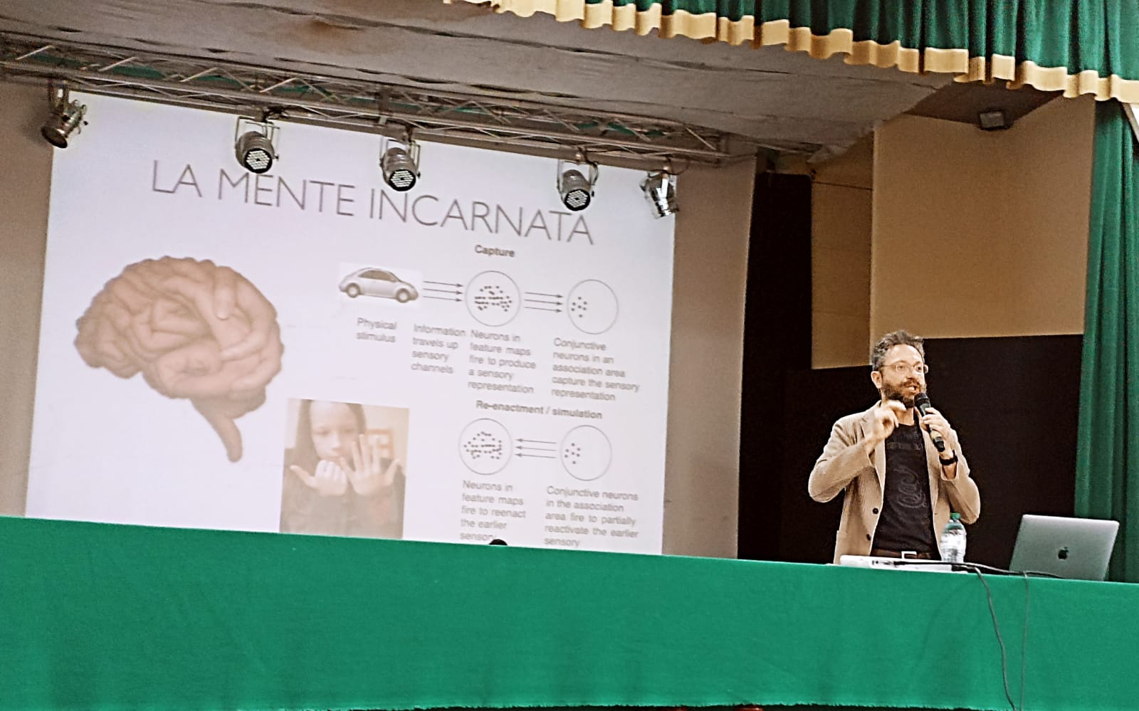 Caltanissetta, studenti del Ruggero Settimo incontrano il ricercatore universitario Giuseppe Giglia