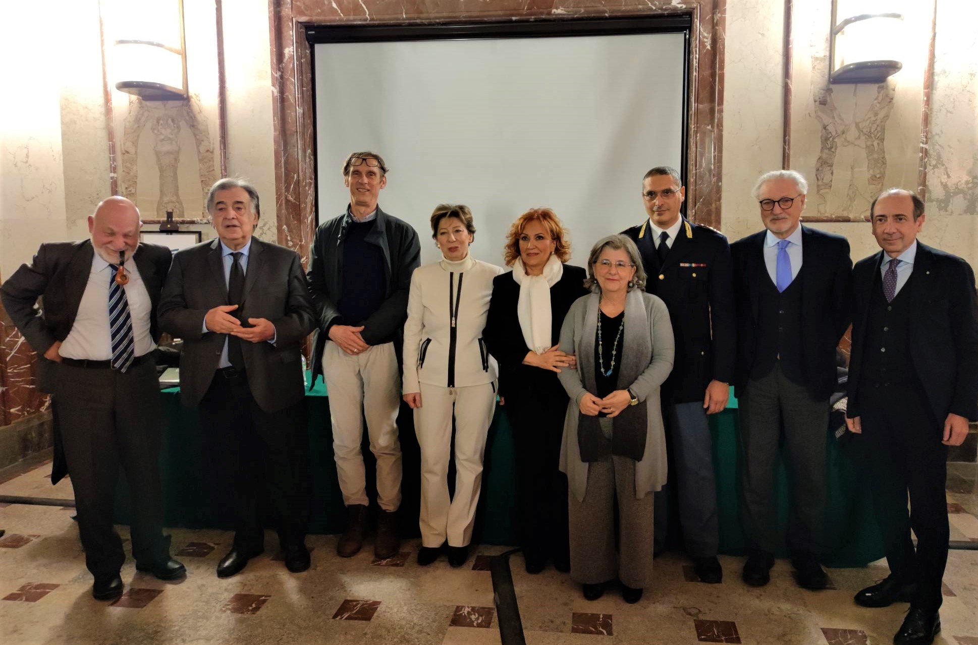 Caltanissetta. Presentato nell’aula Morici di Sicilbanca il libro “Forse c’è stato un tempo” di Massimo Caponnetto