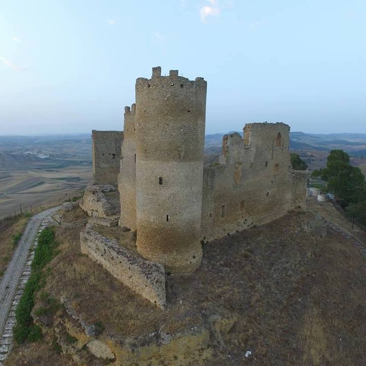 Mazzarino. Finanziata l’illuminazione artistica e l’efficientamento energetico del Castello “U Cannuni”