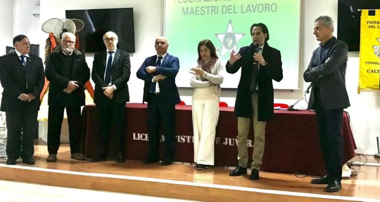 San Cataldo. Al Liceo Artistico “Juvara” incontro formativo su “Cultura ed Etica del Lavoro” e “Sicurezza informatica”