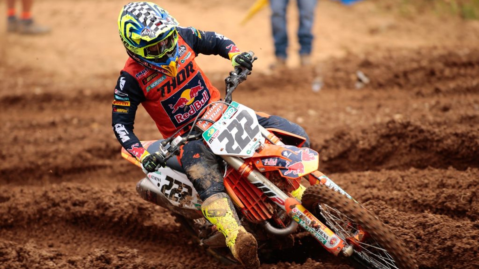 Tragedia nel mondo del motocross: muore il pilota ventenne Brayden Erbacher