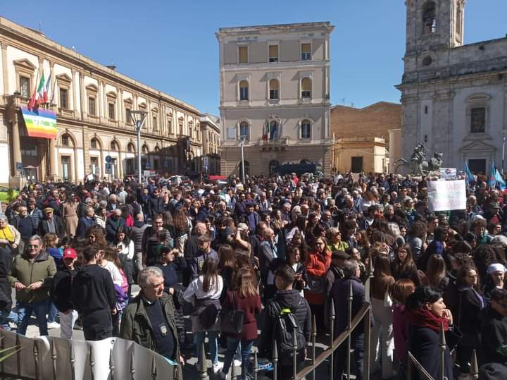 Turturici all’assessore Volo: “Non ci abbandoni, abbiamo i requisiti per il Policlinico a   Caltanissetta”