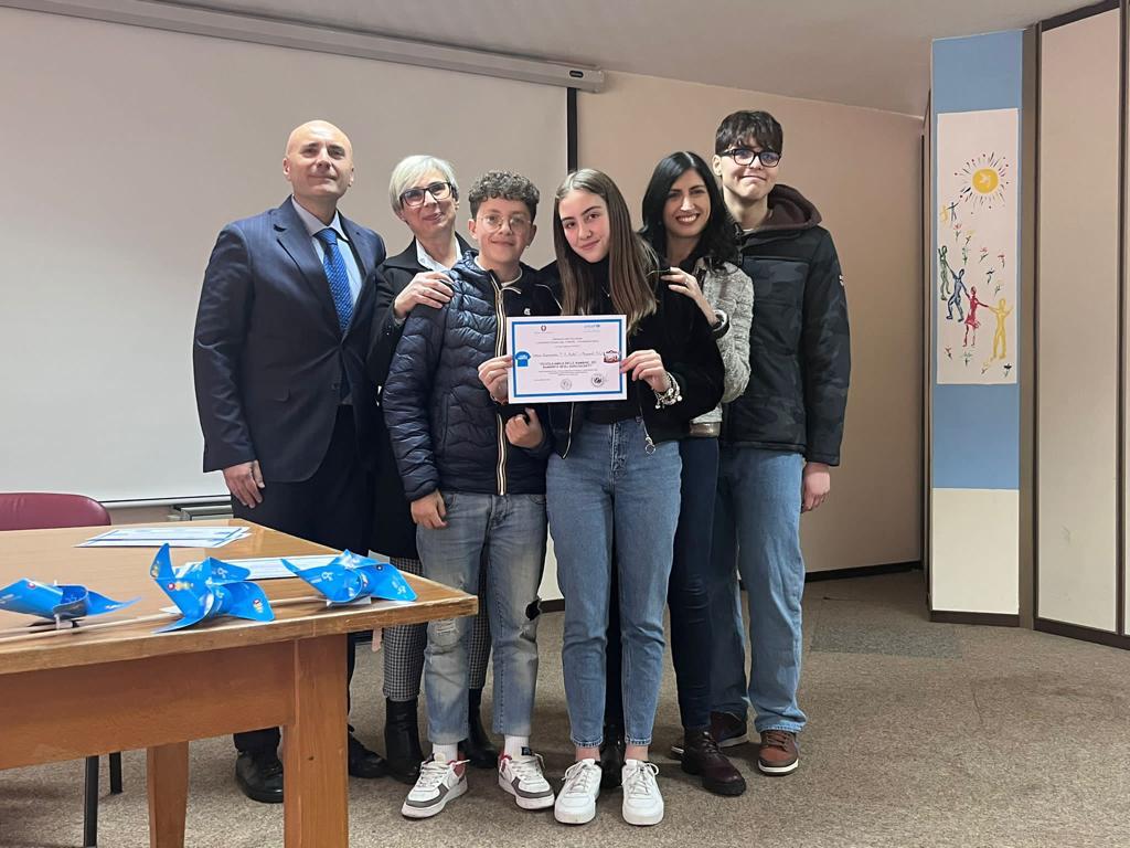 L’Istituto Comprensivo “Paolo Emiliani Giudici” di Mussomeli insignito del premio UNICEF