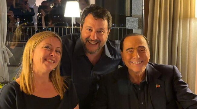 Festa a sorpresa per i 50 anni di Salvini: presenti Meloni e Berlusconi