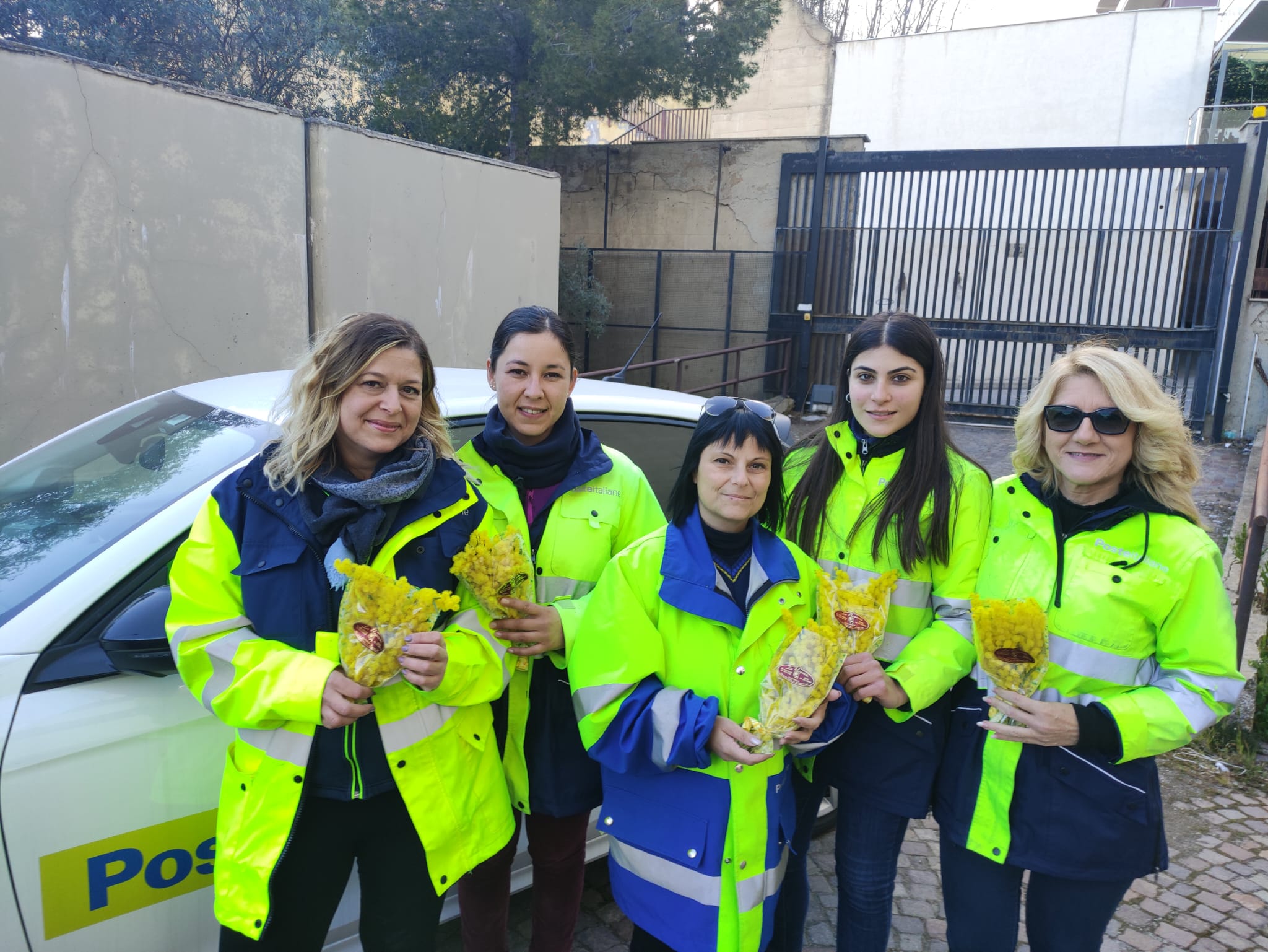 Poste Italiane celebra l’8 marzo in provincia di Caltanissetta con una cartolina filatelica dedicata alle donne