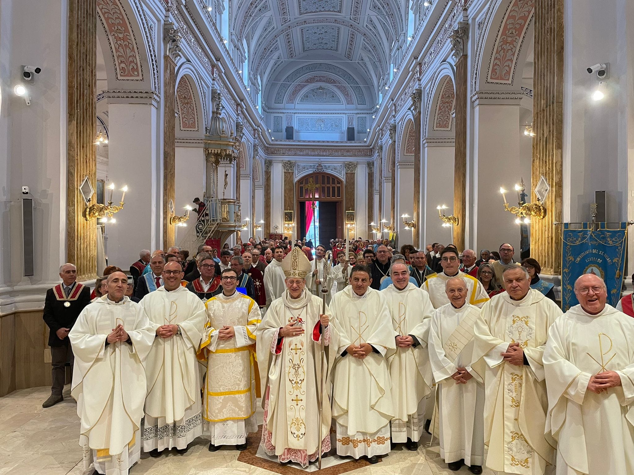 Raduno diocesano delle Confraternite con convegno a San Cataldo. Presiede la liturgia il vescovo mons. Mario Russotto