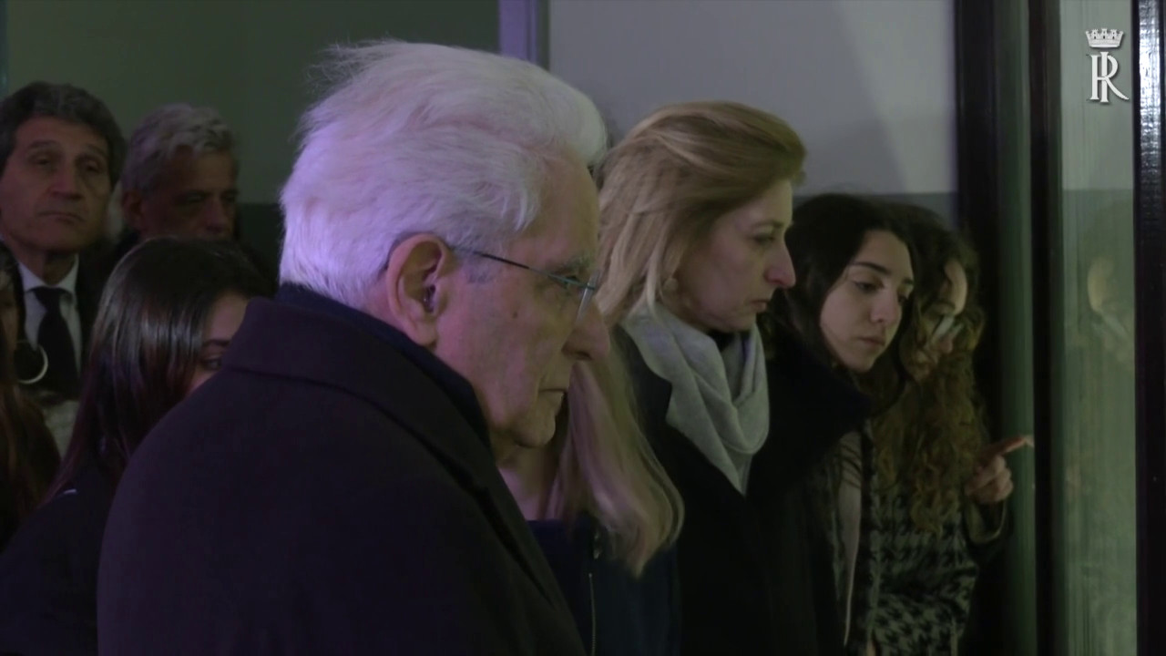 Il Presidente Mattarella visita il museo di Auschwitz