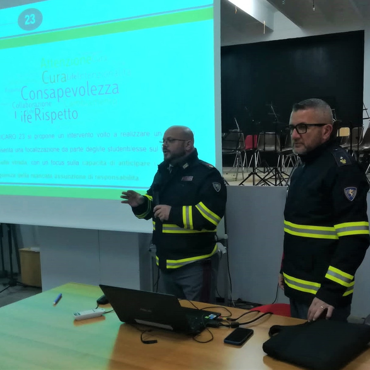 Caltanissetta, Progetto Icaro 2023 per la sicurezza stradale: la Polizia di Stato ha incontrato gli studenti a Serradifalco