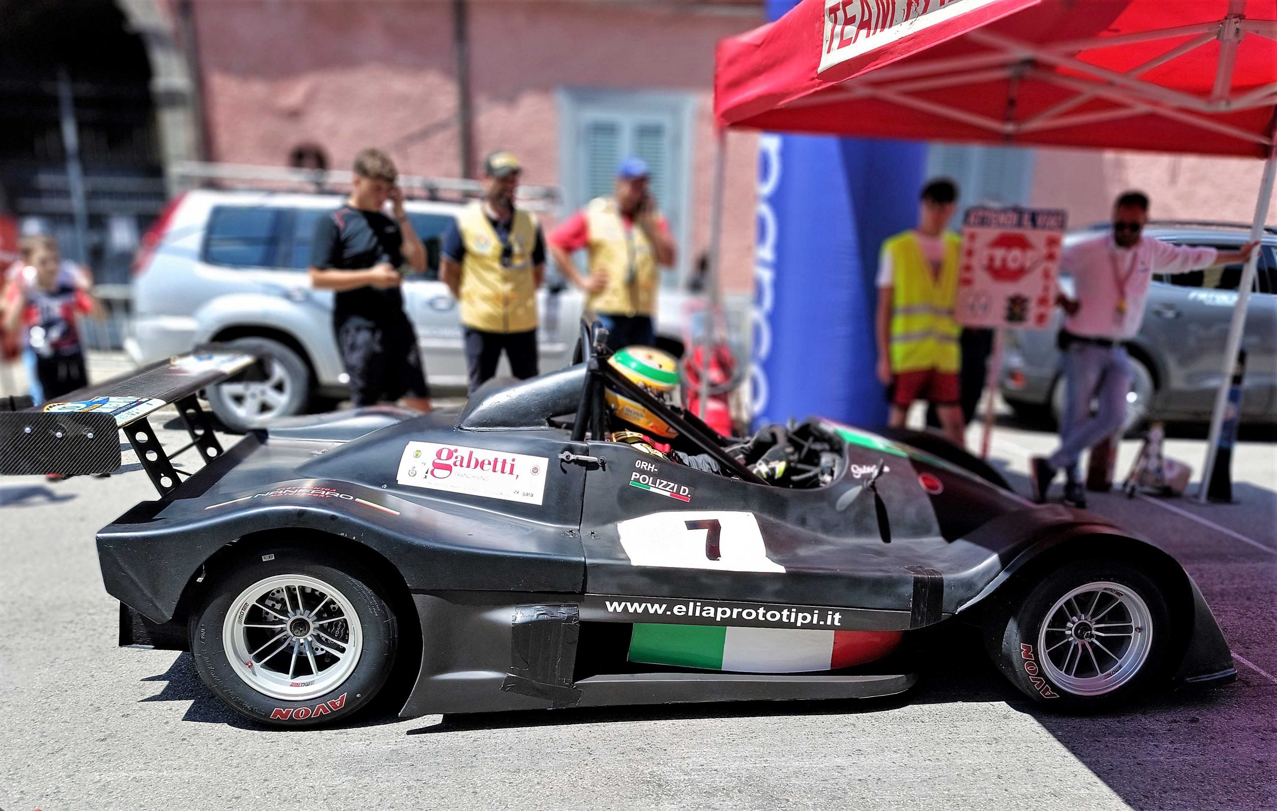 Il catanese Polizzi (su Elia Avrio) vince un “pazzo” 10° Slalom Città di San Piero Patti. A completare il podio Giamboi (Fiat X1/9) e Fallara (Fiat 127)