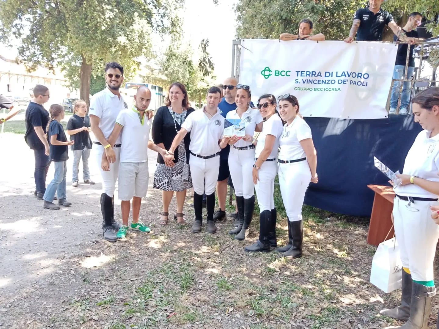 San Cataldo. Medaglie e riconoscimenti per gli Amici del Cavallo 2 al campionato nazionale Eda