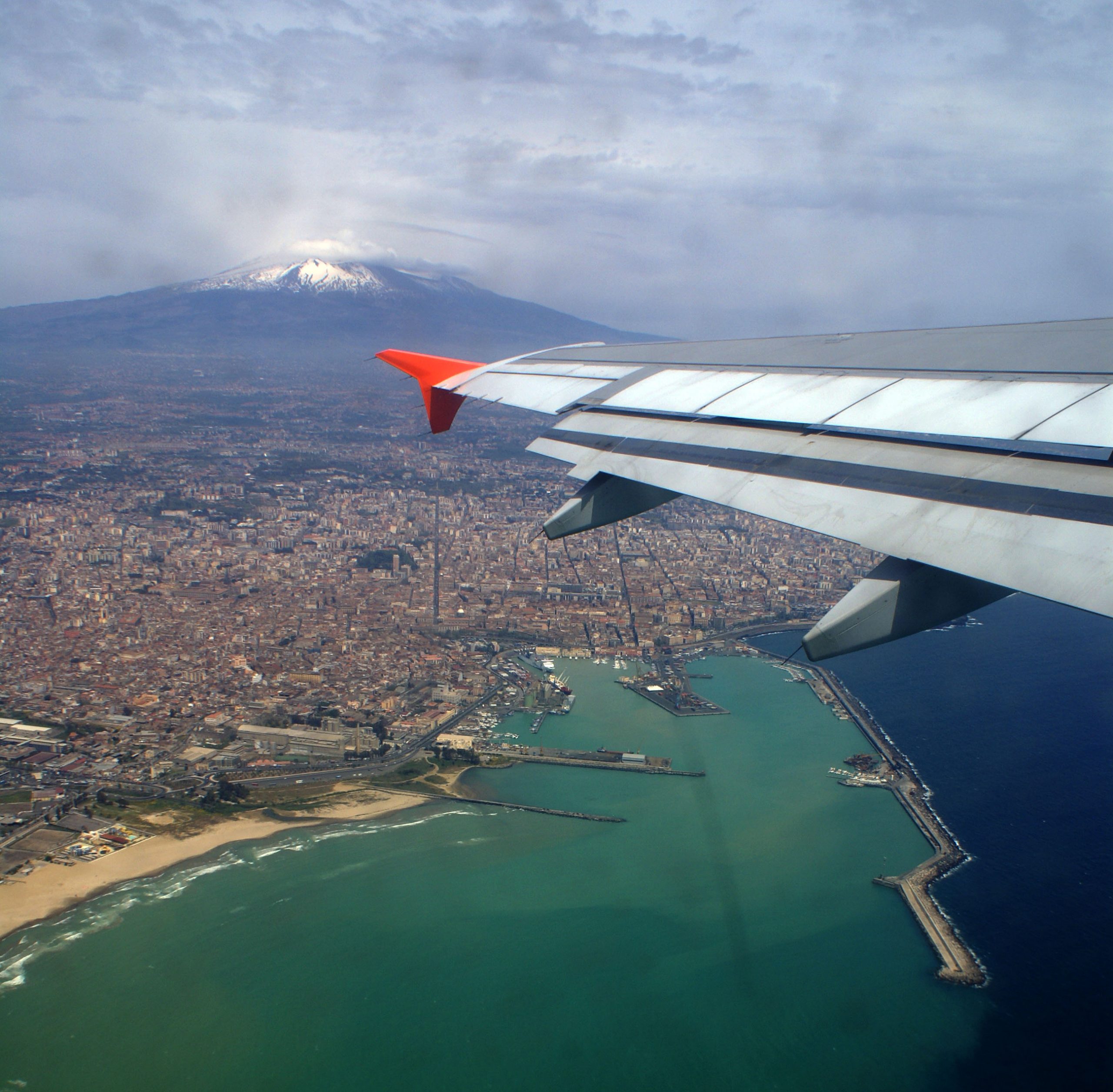 Caos Aeroporto Catania, Assoturismo: “Oltre a disagi danno d’immagine per la Sicilia”