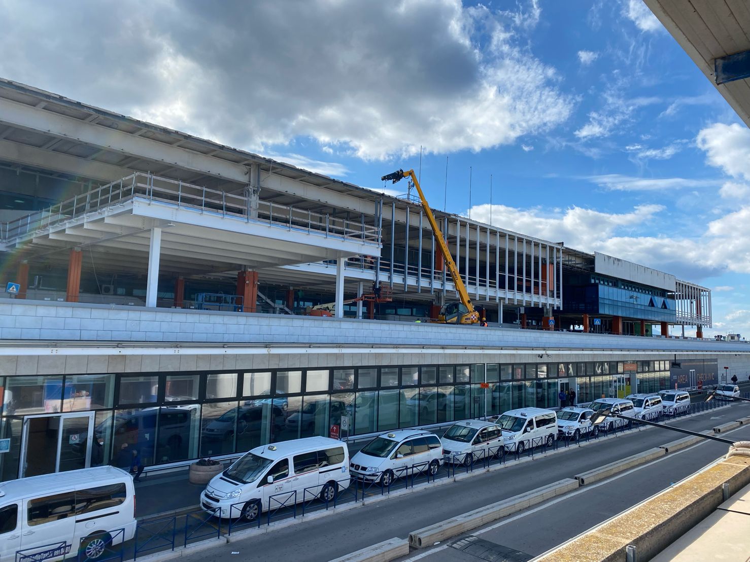 Caos all’aeroporto di Palermo, Gesap all’Enac “Lo scalo è al collasso”