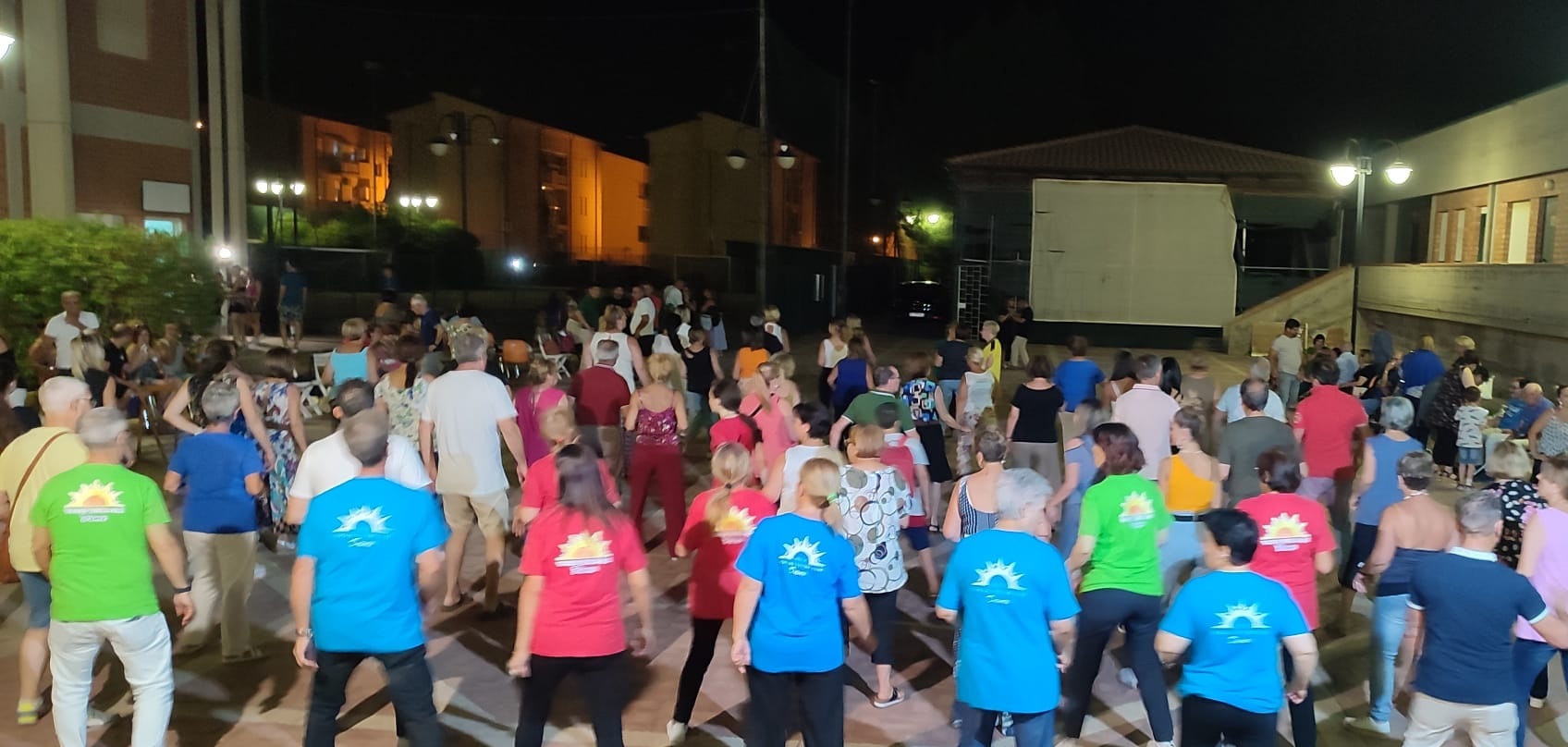 Caltanissetta, Bailando nei quartieri: giovedì in piazza Santa Flavia con liscio e balli di gruppo