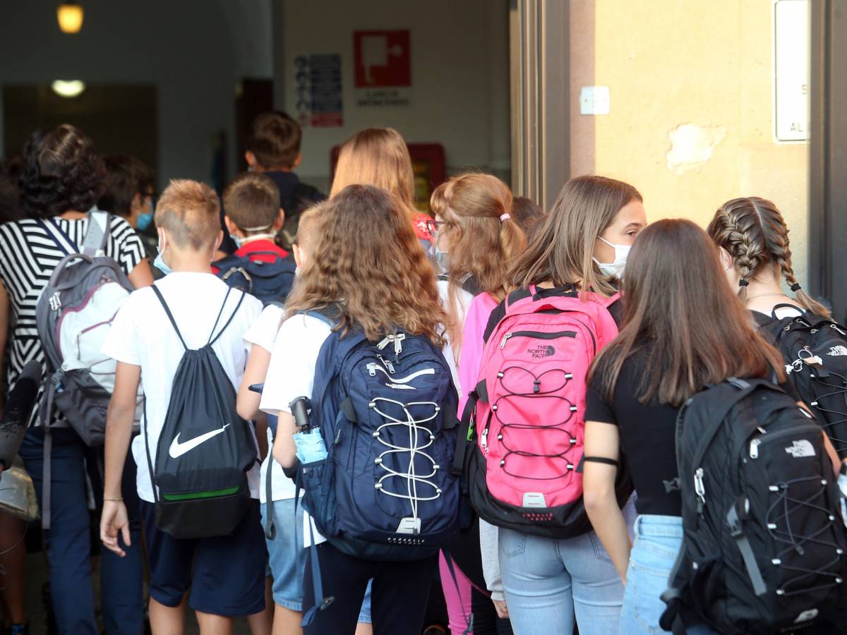 Ritorno a Scuola:  la campanella in Sicilia suonerà  il 13 settembre