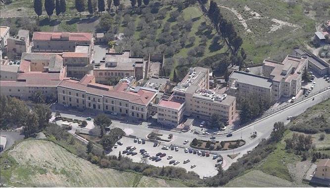 San Cataldo. L’incendio all’Ospedale “Raimondi”. Il sindaco: “L’Asp al lavoro per riportare al più presto i servizi alla normalità”