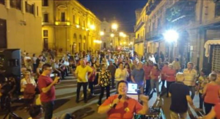 Caltanissetta, “Bailando nei quartieri”, giovedì 21 serata conclusiva in Corso Umberto