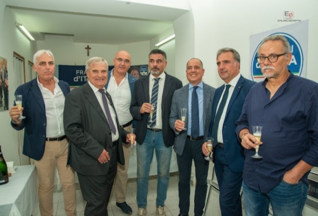 Mazzarino, inaugurato il circolo di Fratelli d’Italia: “Lavoriamo per la Provincia”