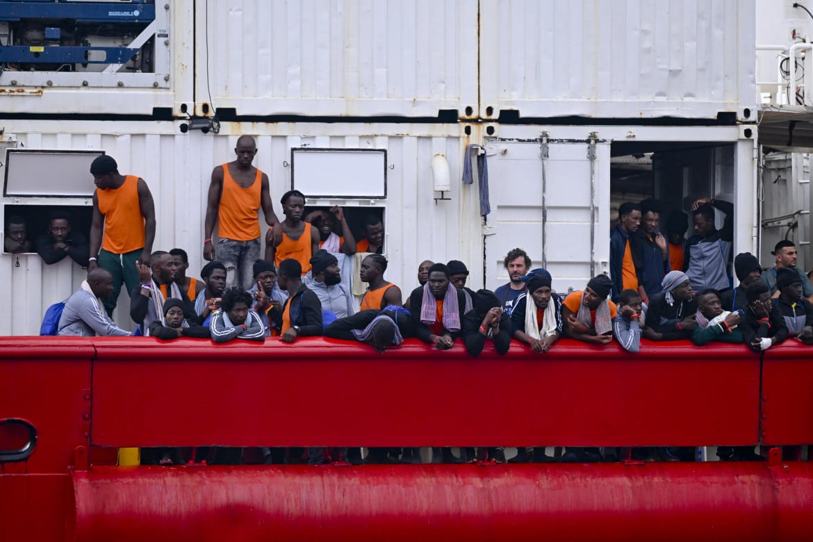 Migrante minorenne vittima di violenza sessuale in container promiscui. CEDU condanna l’Italia