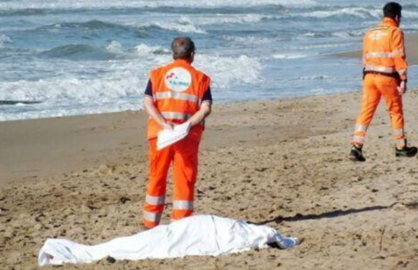 Ultimi bagni della stagione balneare finiscono in tragedia: annegati due turisti ungheresi