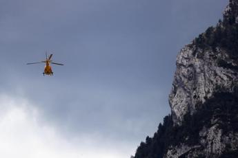 Precipita da Piramides Calcaires vicino a Courmayeur, morto alpinista italiano