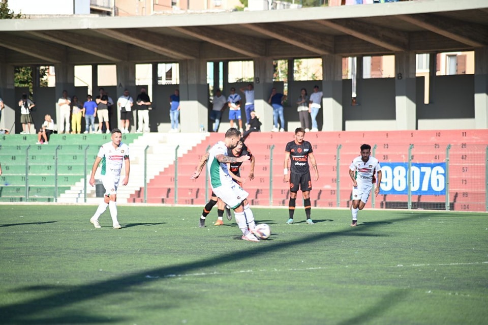 Serie D. Prima vittoria stagionale in casa per la Sancataldese: superato 1-0 il Città di Sant’Agata