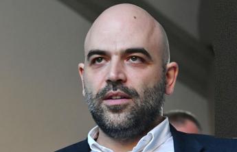 Buchmesse, Saviano fuori da programma Italia: sarà invitato da editori tedeschi