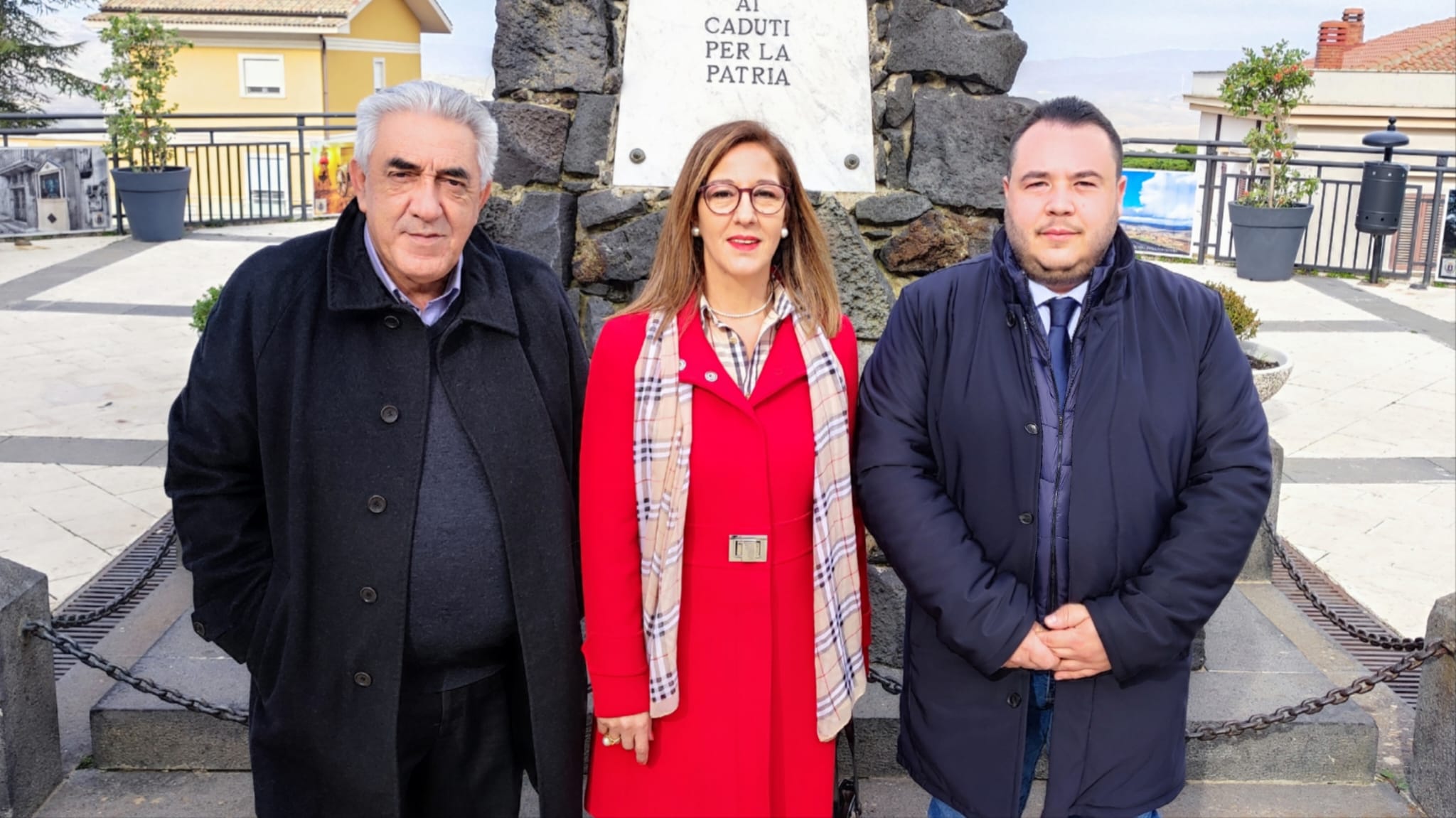 Marianopoli, l’opposizione consiliare sui murales: “Il sindaco stia calmo”