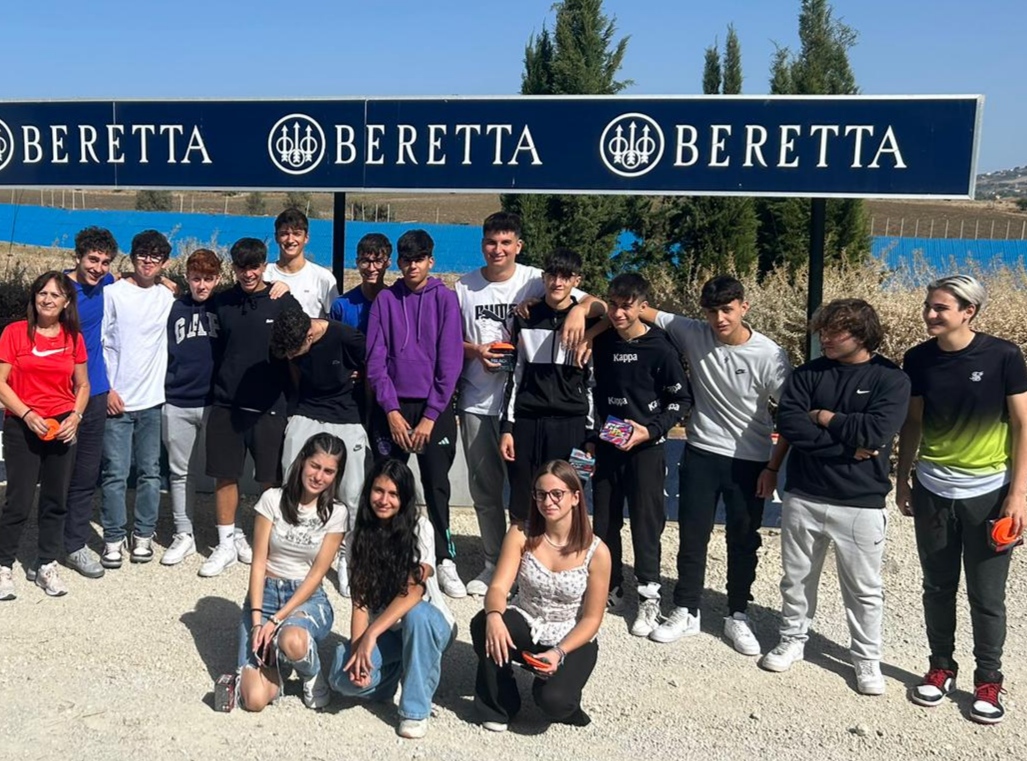 Tiro a Volo, gli alunni del Liceo Scientifico Volta  di Caltanissetta sulle pedane del Tav Torretta. Per loro gli esami del progetto C.A.R.E.