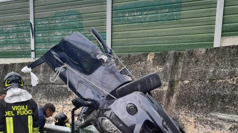 Incidente sull’A1, muore una ragazza di 21 anni, grave il padre